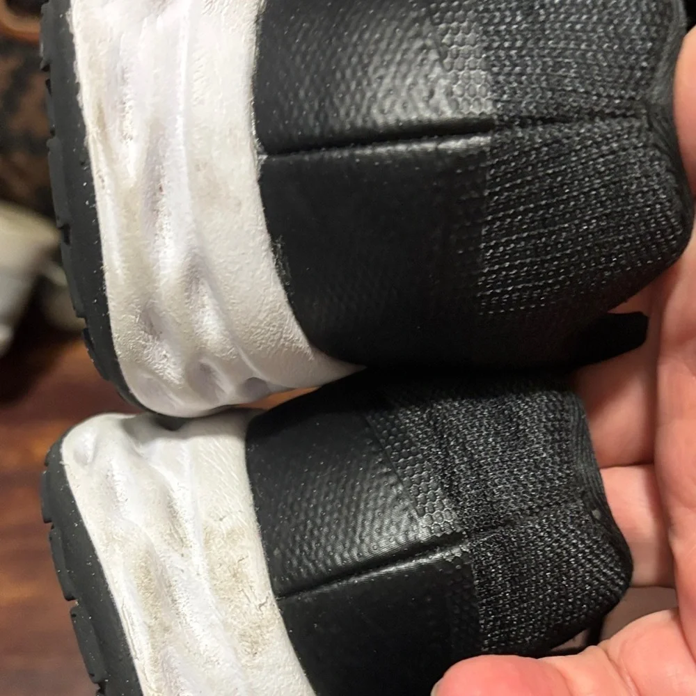 Nike Black Athletic Shoes